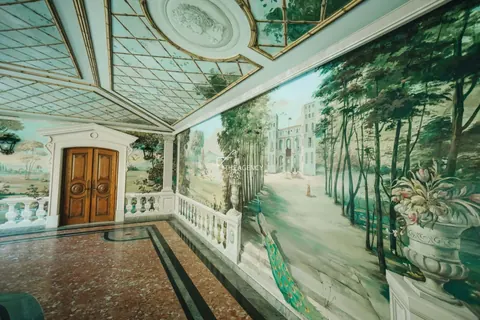 Century House Palace 18th Historic Gem, 7 bedrooms in Lisbon available for sale For Super Rich