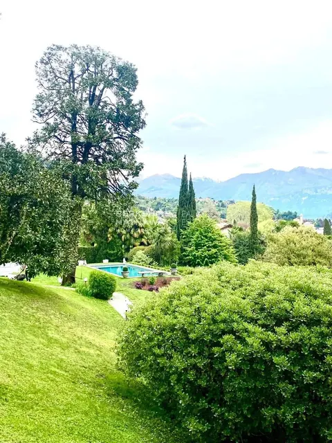 Luxury Villa Lake View  indoor and outdoor swimming pool, 11 bedrooms in Tremezzina - Lake Como available for sale For Super Rich