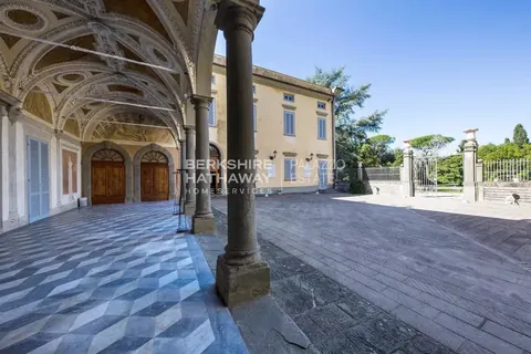 Century Villa 16th , 20 bedrooms in San Giuliano Terme