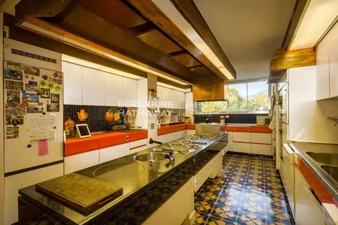 Elegant Villa Mountain View Lake View, 7 bedrooms in Campione d'Italia real estate for sale For Super Rich