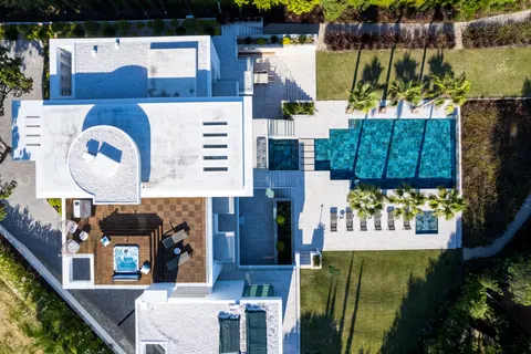 Modern Villa Sea View, 7 bedrooms in Quinta do Lago image for sale For Super Rich