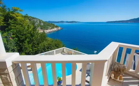 Premium Villa Beach Front stairs descend directly to the beach, 4 bedrooms in Dubrovnik RE-LB-20023 for sale For Super Rich