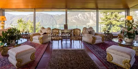 Elegant Villa Mountain View Lake View, 7 bedrooms in Campione d'Italia search for sale For Super Rich