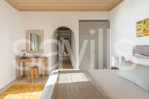Architectural Villa Breathtaking 180-degrees views Rock Swimming pool, 10 bedrooms in Mykonos real estate for sale For Super Rich