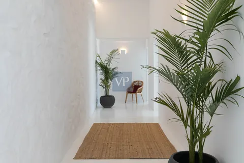 High-end Villa Beach front on Ftelia Beach 100m2 infinity pool, 7 bedrooms in Mykonos value for sale For Super Rich High-end Villa Beach front on Ftelia Beach 100m2 infinity pool, 7 bedrooms in Mykonos value for sale For Super Rich