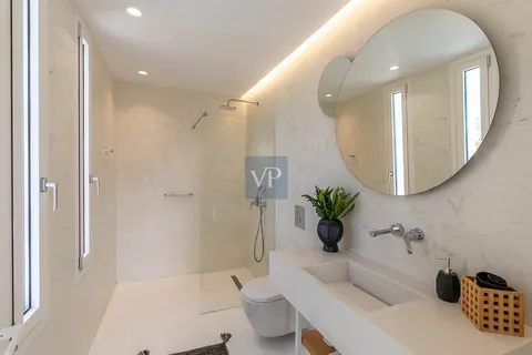 High-end Villa Beach front on Ftelia Beach 100m2 infinity pool, 7 bedrooms in Mykonos prix for sale For Super Rich High-end Villa Beach front on Ftelia Beach 100m2 infinity pool, 7 bedrooms in Mykonos prix for sale For Super Rich
