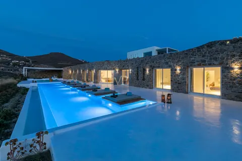 High-end Villa Beach front on Ftelia Beach 100m2 infinity pool, 7 bedrooms in Mykonos Used for sale For Super Rich High-end Villa Beach front on Ftelia Beach 100m2 infinity pool, 7 bedrooms in Mykonos Used for sale For Super Rich