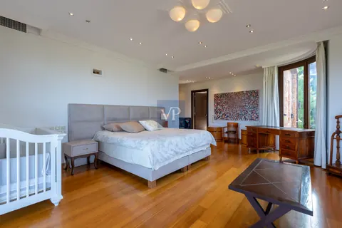 Elegant Villa Breathtaking views Indoor swimming pool, 5 bedrooms in Athens prix for sale For Super Rich