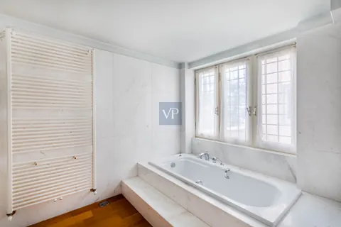 Contemporary House Zenith Stone Neighborhood of Palaio Psychiko, 6 bedrooms in Athens value for sale For Super Rich