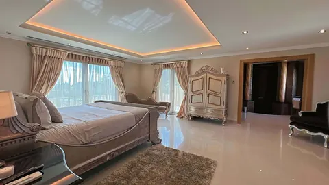Luxury Villa Panoramic View Cinema, 4 bedrooms in Loulé buy for sale For Super Rich