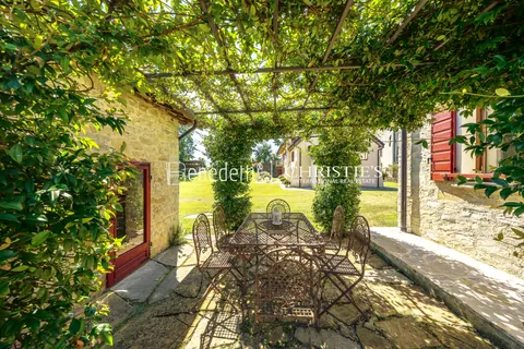 Premium Villa Panoramic View Mountain View, 12 bedrooms in Belluno search for sale For Super Rich