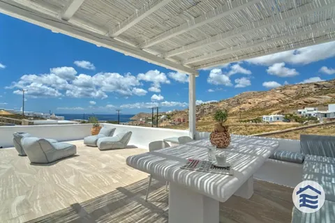 Premium Hotel Panoramic View communal swimming with pool bar, 19 bedrooms in Mykonos HPC15050 for sale For Super Rich