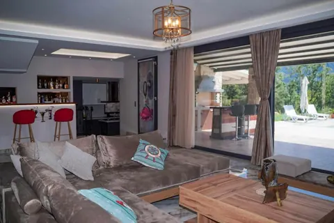 Country Villa Panoramic View near Old Town, 3 bedrooms in Corfu best for sale For Super Rich