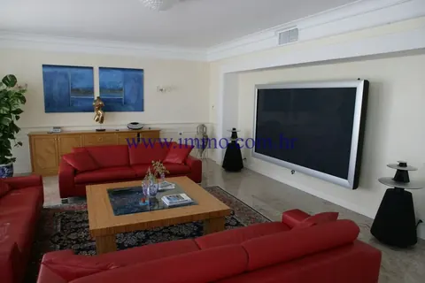 Premium Villa Amazing views of Austrian Alps heated swimming pool, sauna, 3 bedrooms in Istra value for sale For Super Rich