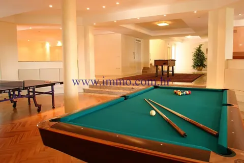 Premium Villa Amazing views of Austrian Alps heated swimming pool, sauna, 3 bedrooms in Istra luxury for sale For Super Rich