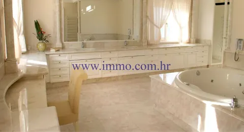 Premium Villa Amazing views of Austrian Alps heated swimming pool, sauna, 3 bedrooms in Istra photo for sale For Super Rich
