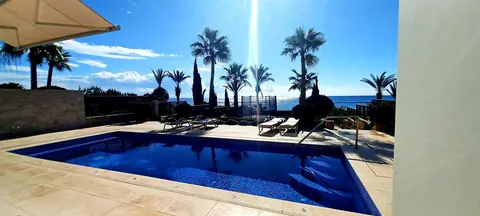 Luxury Villa Beach Front Sea View, 5 bedrooms in Agios Tychonas - Limassol
