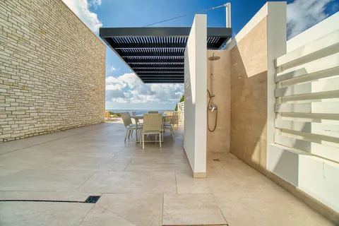 Elegant Villa Beach Front Sea View, 4 bedrooms in St. George Pegia prix for sale For Super Rich