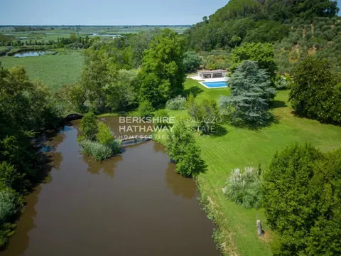 Colonial-style House Panoramic View 10-hectare park, 6 bedrooms in Massarosa ultra luxury for sale For Super Rich