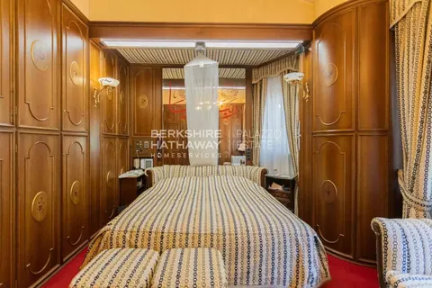 Luxury Villa Panoramic View Panoramic lake view, 7 bedrooms in Campione d'Italia prix for sale For Super Rich Luxury Villa Panoramic View Panoramic lake view, 7 bedrooms in Campione d'Italia prix for sale For Super Rich