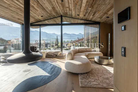 Luxury Chalet Panoramic View Mountain View, 4 bedrooms in Kitzbühel Used for sale For Super Rich Luxury Chalet Panoramic View Mountain View, 4 bedrooms in Kitzbühel Used for sale For Super Rich