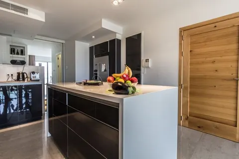 High-end Penthouse Panoramic View Top floor with private pool, 3 bedrooms in St Julians search for sale For Super Rich