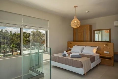 Luxury Villa Sea View, 6 bedrooms in Crete deal for sale For Super Rich