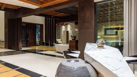 Luxury Villa Sector E overlooks one of the very best scenic views, 6 bedrooms in Emirates Hills - Dubai property for sale For Super Rich