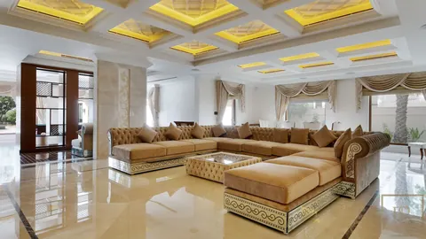 Luxury House Golf View private home elevator, 7 bedrooms in Emirates Hills - Dubai best for sale For Super Rich