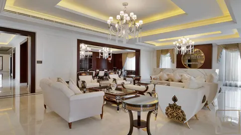 Luxury House Golf View private home elevator, 7 bedrooms in Emirates Hills - Dubai deal for sale For Super Rich