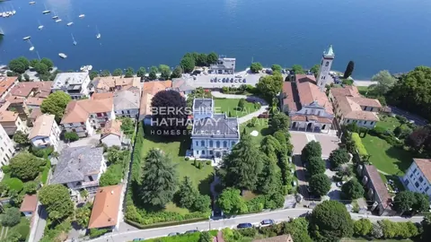 Art Nouveau Villa Panoramic View Lakefront, 7 bedrooms in Lesa - Lake Maggiore value for sale For Super Rich