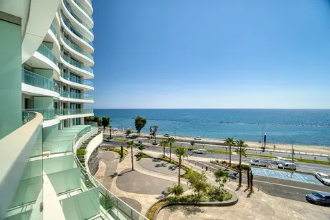 Luxury Apartment Seafront breathtaking Mediterranean view, 5 bedrooms in Limassol New for sale For Super Rich