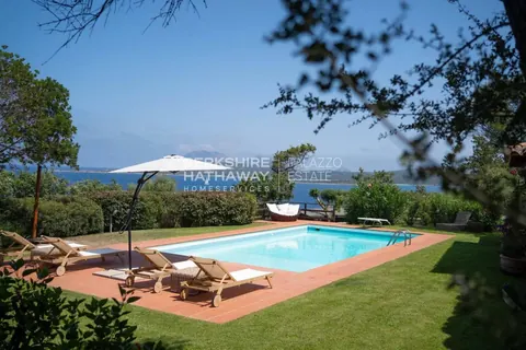 Premium Villa Lalla Panoramic sea view, 7 bedrooms in Porto Rotondo Used for sale For Super Rich