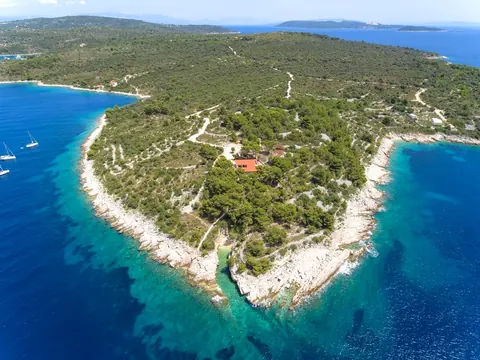 Country Villa Panoramic View private cove, 1st line to the sea, 4 bedrooms in Split