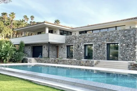 Contemporary Villa Countryside view, 5 bedrooms in Saint Tropez
