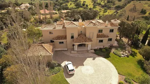 Luxury Villa Panoramic View Cinema, 4 bedrooms in Loulé property for sale For Super Rich