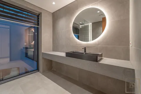 contemporary Villa City View balcony overlooking splendid sea views, 7 bedrooms in Palm Jumeirah - Dubai luxury for sale For Super Rich