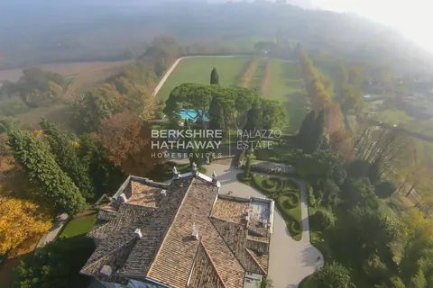 Venetian Villa Panoramic View on the hills, 10 bedrooms in Conegliano - Veneto available for sale For Super Rich