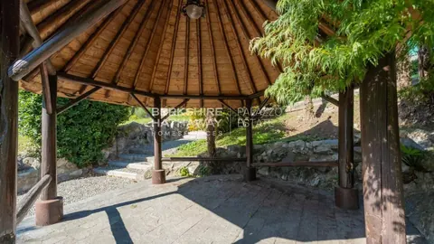 Elegant Villa Panoramic View swimming pool and jacuzzi, 8 bedrooms in Como prix for sale For Super Rich