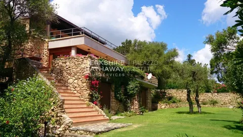 Premium Villa Lalla Panoramic sea view, 7 bedrooms in Porto Rotondo buy for sale For Super Rich