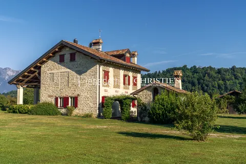 Premium Villa Panoramic View Mountain View, 12 bedrooms in Belluno unique for sale For Super Rich