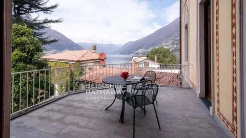 Historic Villa Lake View, 6 bedrooms in Faggeto Lario - Lake Como buy for sale For Super Rich