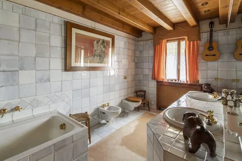 Premium Villa Mountain View with panoramic hillside, 7 bedrooms in Santa Giustina buy for sale For Super Rich