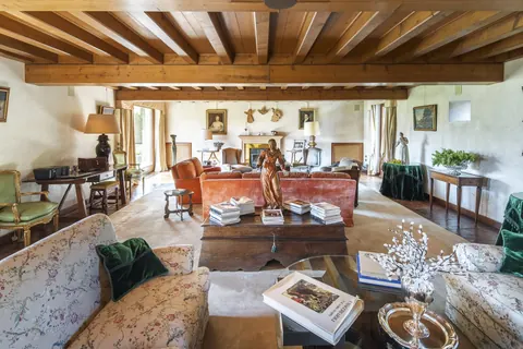 Premium Villa Mountain View with panoramic hillside, 7 bedrooms in Santa Giustina price for sale For Super Rich