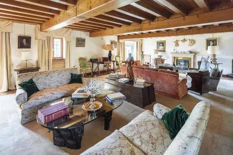 Premium Villa Mountain View with panoramic hillside, 7 bedrooms in Santa Giustina value for sale For Super Rich