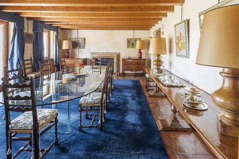 Premium Villa Mountain View with panoramic hillside, 7 bedrooms in Santa Giustina top for sale For Super Rich