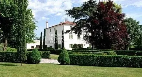 Neoclassical style Villa swimming-pool, Turkish bath, 9 bedrooms in Treviso property for sale For Super Rich