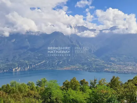 Premium Hotel Panoramic View of the Grigne Mountains and lake Como, 40 bedrooms in Bellagio - Civenna price for sale For Super Rich