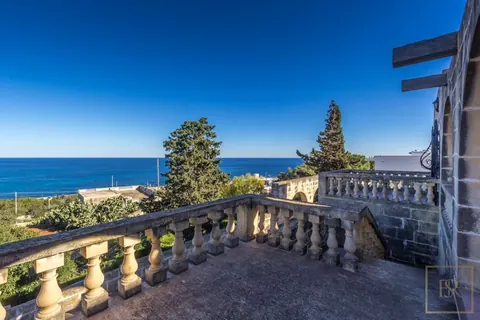 Contemporary  Villa Panoramic View Sea View, 4 bedrooms in Bahar