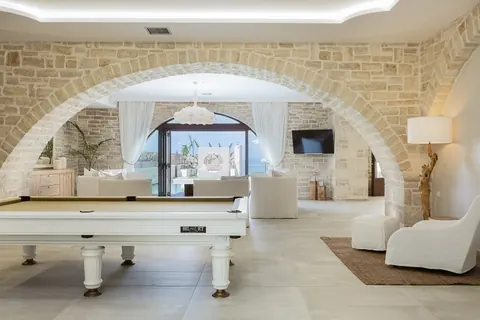 Luxury Villa Beach Front Sea View, 6 bedrooms in Bali Rethymno best for sale For Super Rich